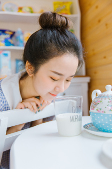 小早川怜子 草